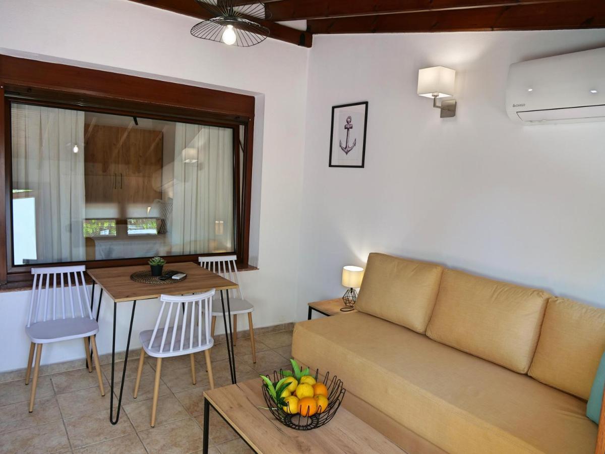 Komitsa Luxury Apartments 네아 로다 외부 사진